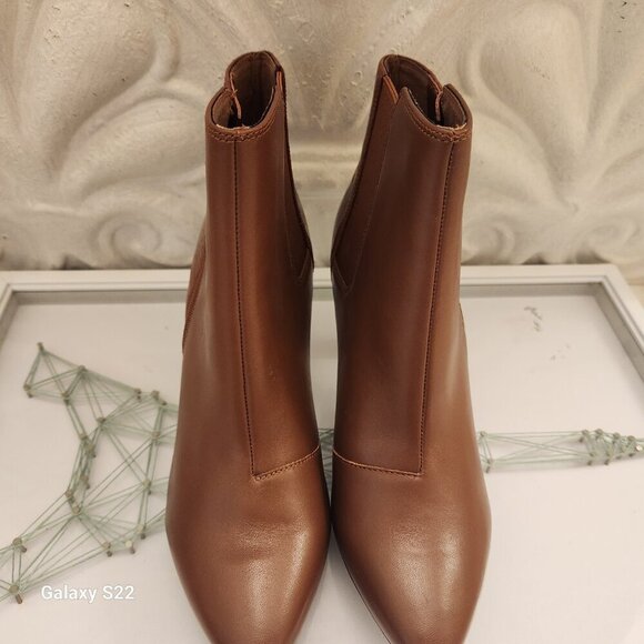 Clarks "Kataleyna Glow" Tan Leather Booties. NIB. Size 6 - Picture 5 of 11
